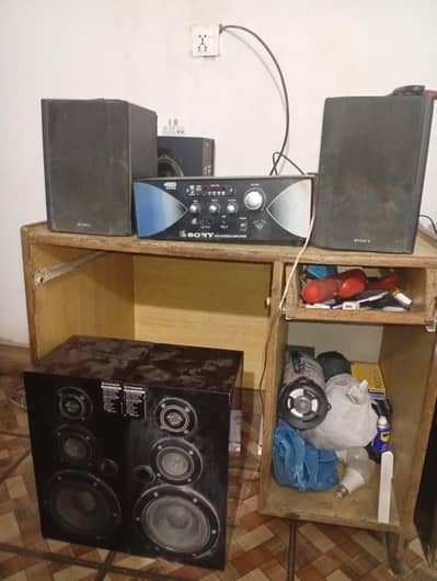 Desi amp + 4 speakers set