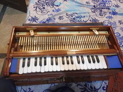 harmonium sell  03204047996