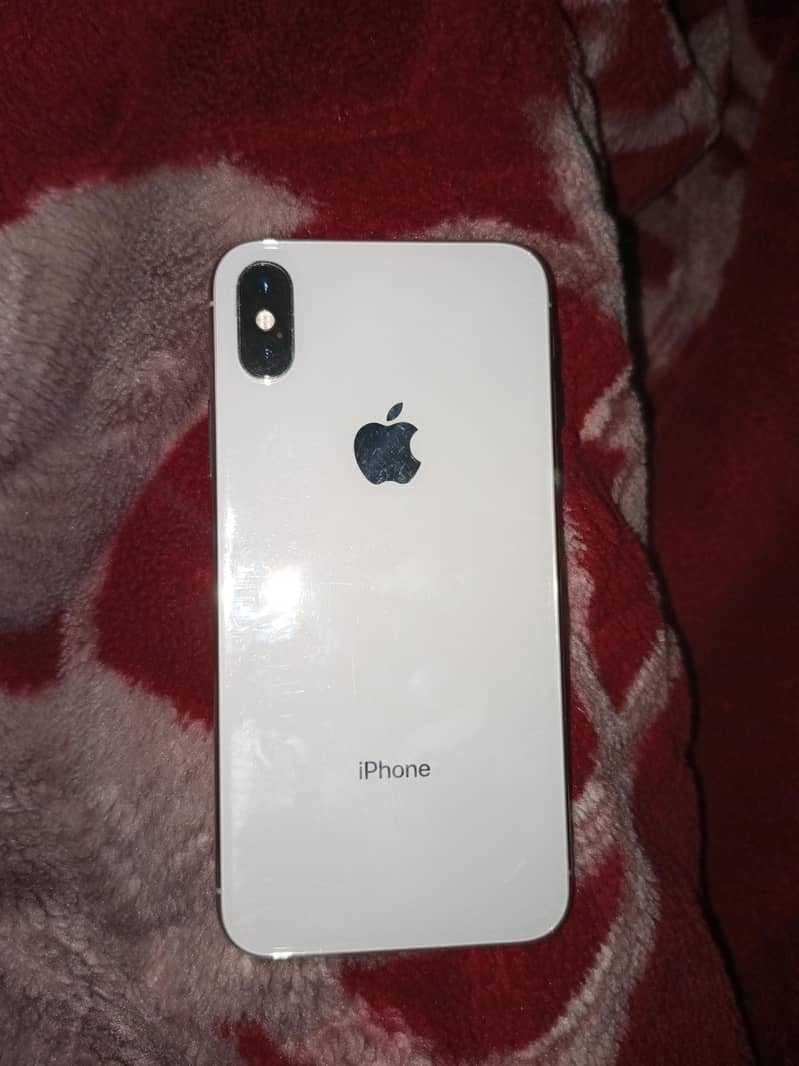 iPhone X 4