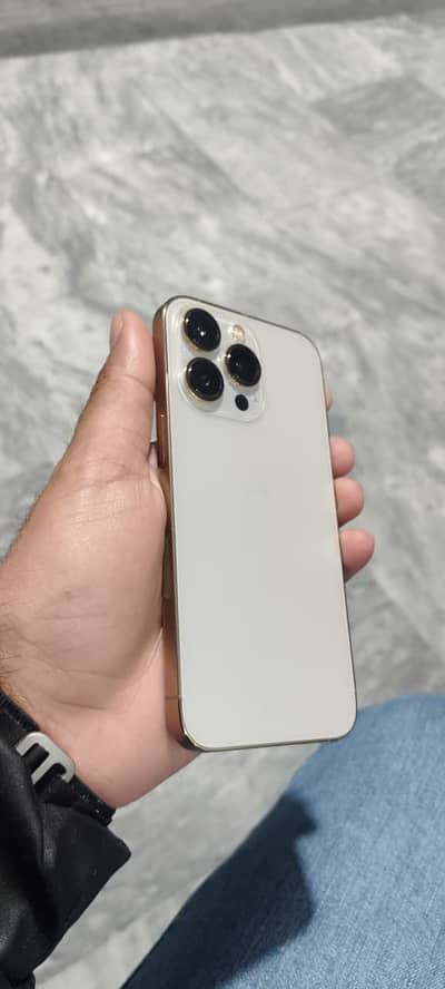 Iphone 13 pro Sim Locked 128 GB