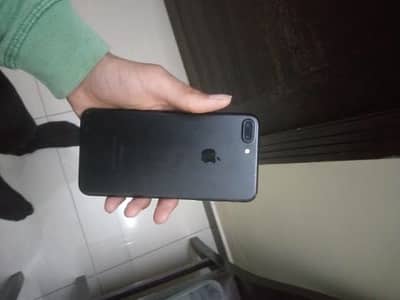 Sale or exchange I phone 7 plus 128 gb