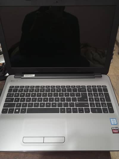 HP model 15-ay044tx