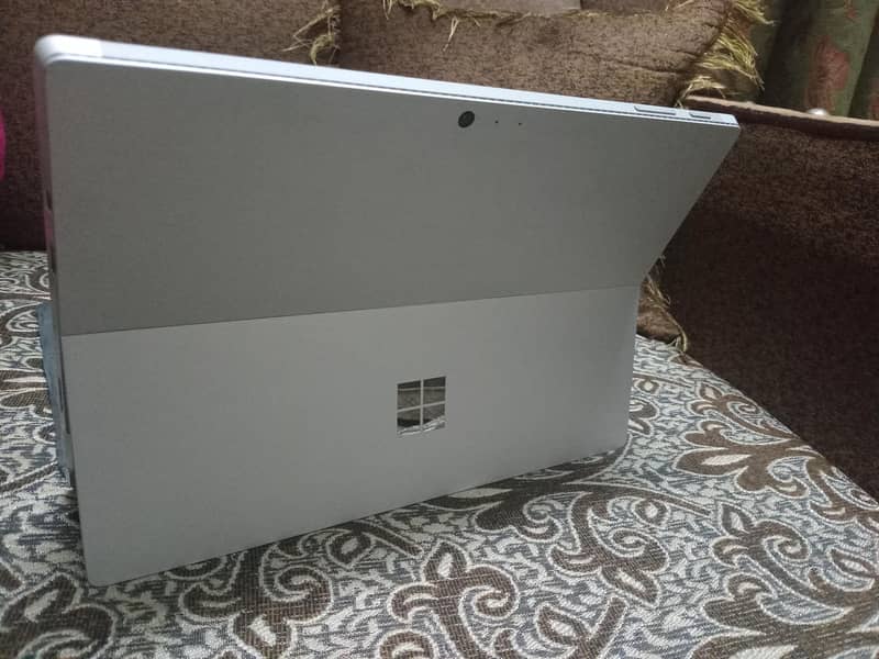 Microsoft Surface Pro 4 5
