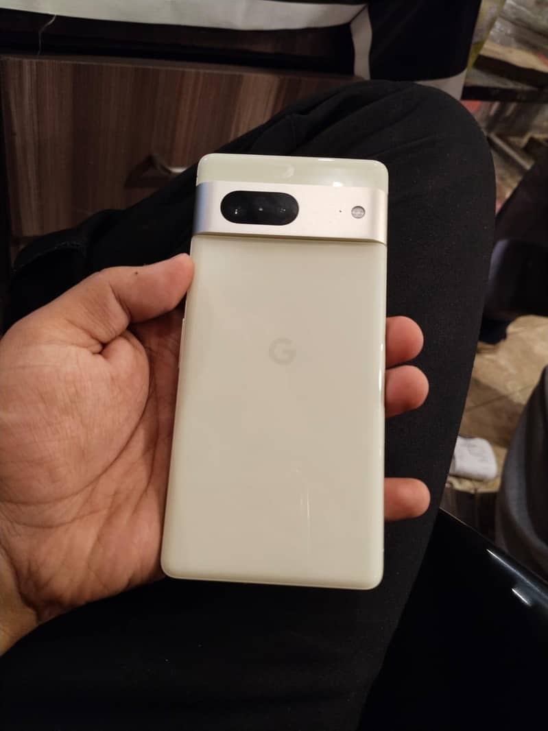 Google Pixel 7 0