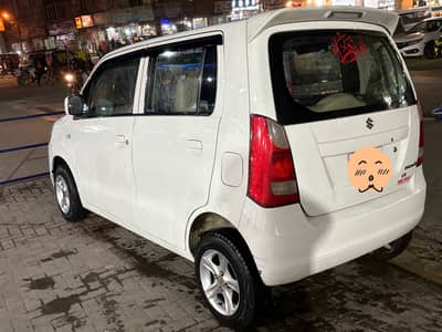 Suzuki WagonR VXL 2015 WHITE COLOR
