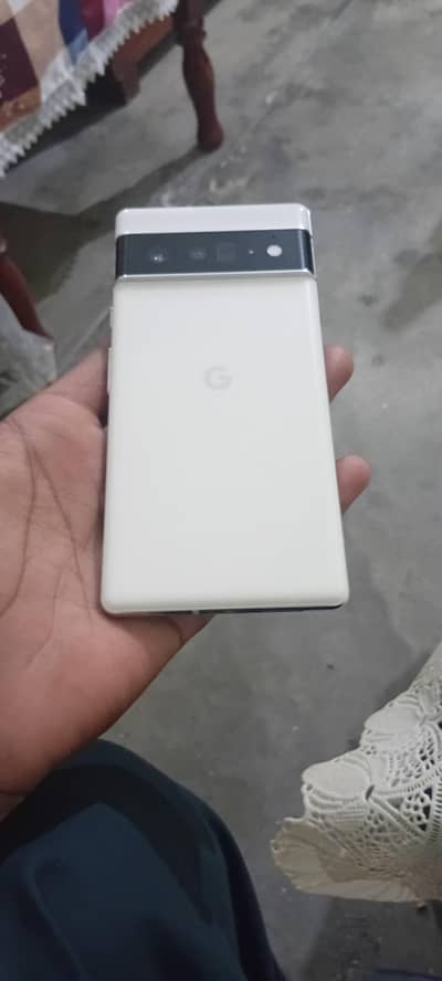 pixel 6pro 10 / 10  corner dot