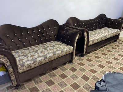 7 seater sofa set almost in new condition