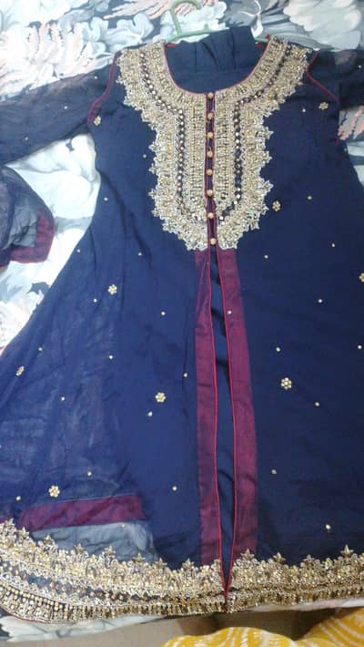 royal blue color shafoon fabric embroidery golden color new condition