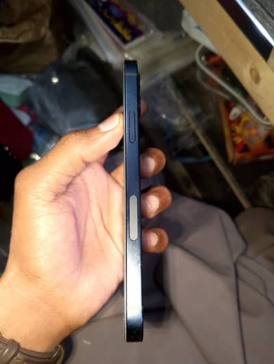 iPhone 12 10by10 non jv with box