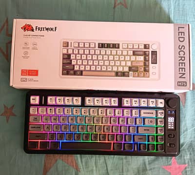 Freewolf M75 Gaming Wireless Keyboard