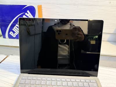 Microsoft Surface Laptop 2 Core i5 7th Generation