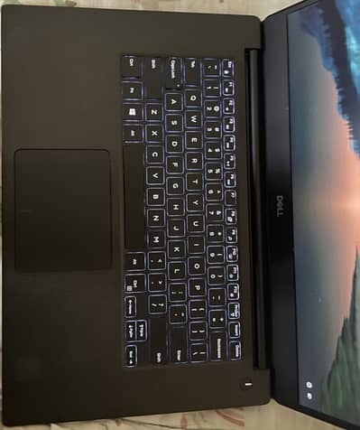 Dell 5530 Core i9 16/512GB