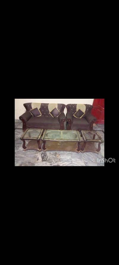 Table set available in good condition