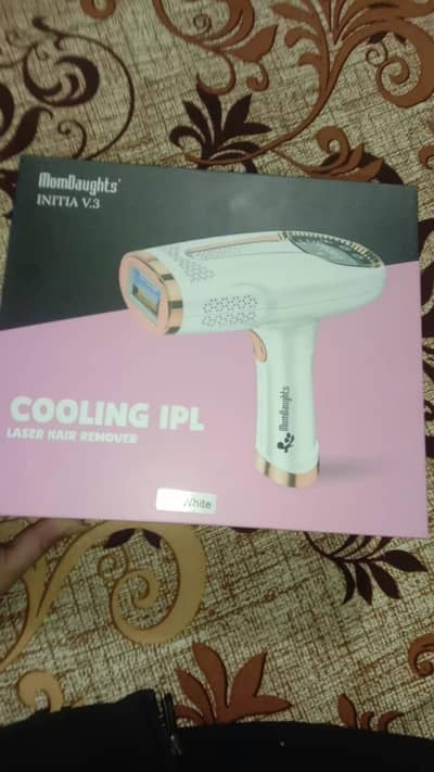 MomDaughts Initia V3 laser remover