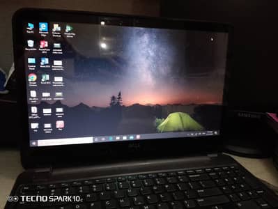 3i 3 gen processor  8 gb ram  and multi touch screen