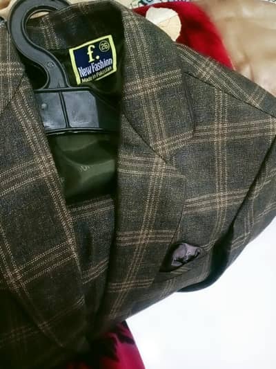 Men’s Checkered Blazer | Stylish Formal Coat | Size 28