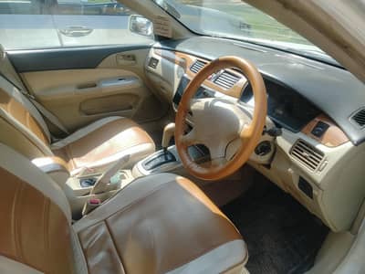 Mitsubishi Lancer 1.3 GLX Auto