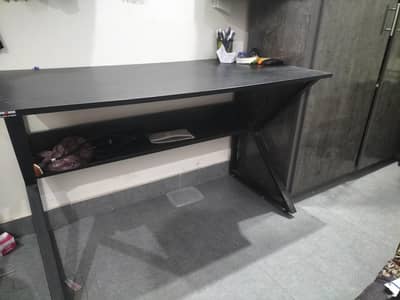 Study table for sale