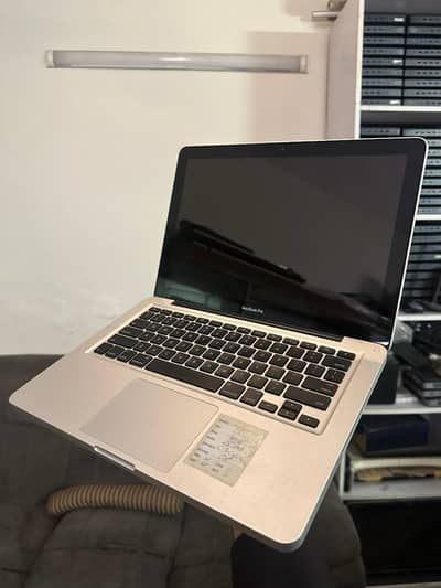 Apple Macbook  Model : 2011 ( Late )