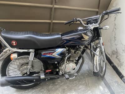 Honda CG 125 2025