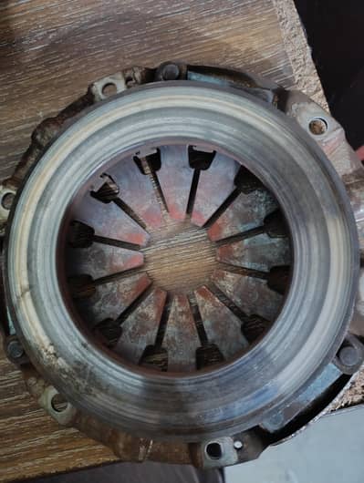 clutch plate pressure plate and release barring