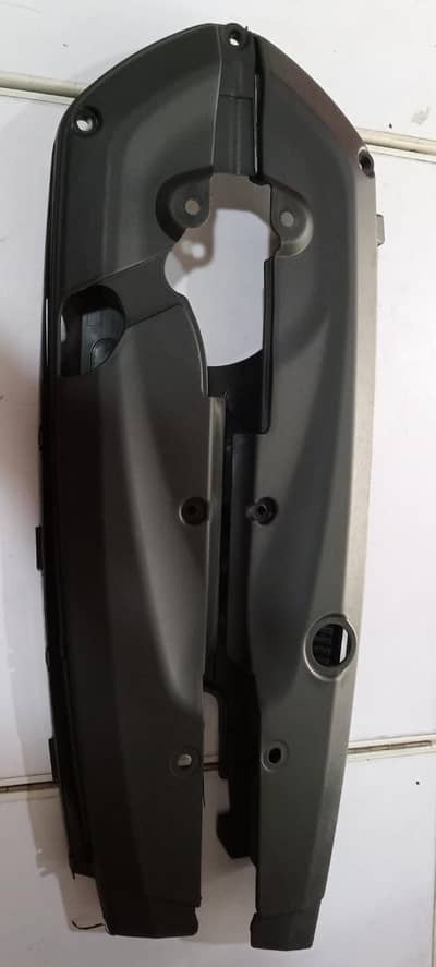 Yamaha YBR chain cover genuine