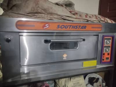South Star Commercial Gas Oven – 6 Months Used – 03008133752