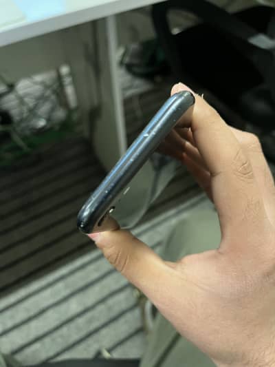 iPhone SE 2020 everything genuine water pack