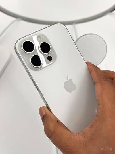 I phone 15 pro Max jv 256gb