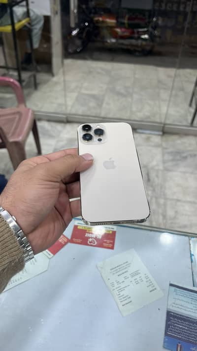 iPhone 13 Pro max 256Gb Pta 95healt condition 10/10