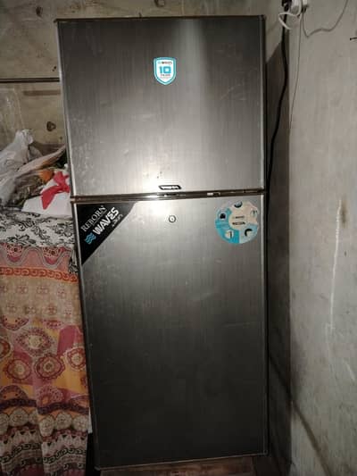 Urgent sale waves freezer
