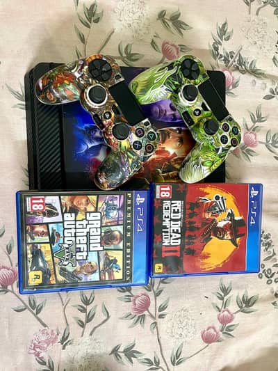 Ps4 Slim Non Jailbreak 500GB with 2 Controllers