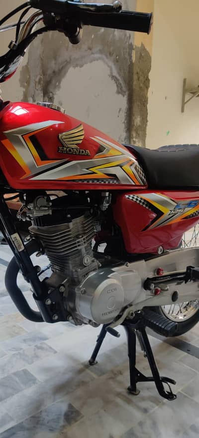 urgent sale 125cc contact no. . 03189017136