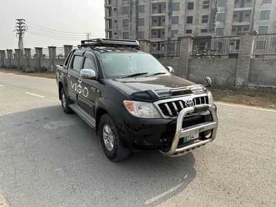 TOYOTA HILUX VIGO G