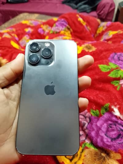 I phone 13 Factory unlock. 3 month sim 4 Month E Sim Time