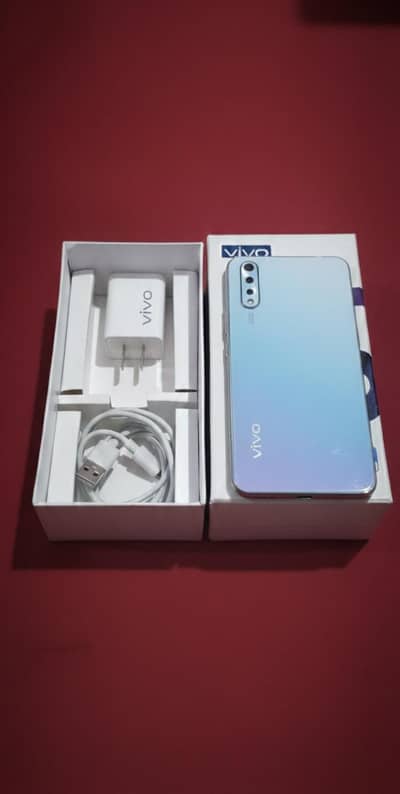 VIVO S1 FULL ACCESSORIES AND WITH BOX. . .