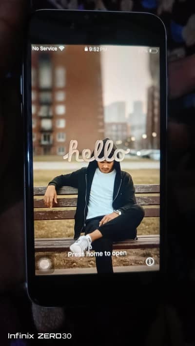 IPhone se 2020 128gb non pta  bypass karwane wala he