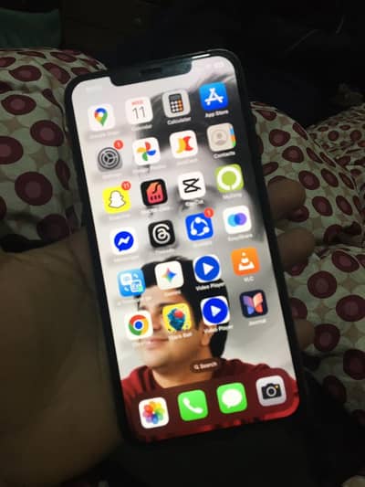 iphone xs max good conditon