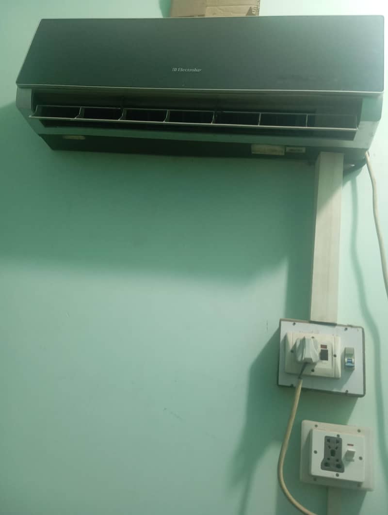 Split ac 0