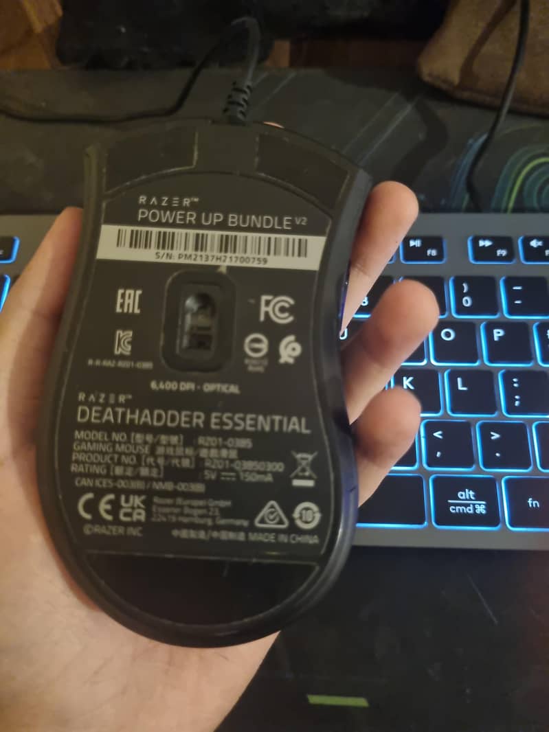 Razer deathadder essential 1