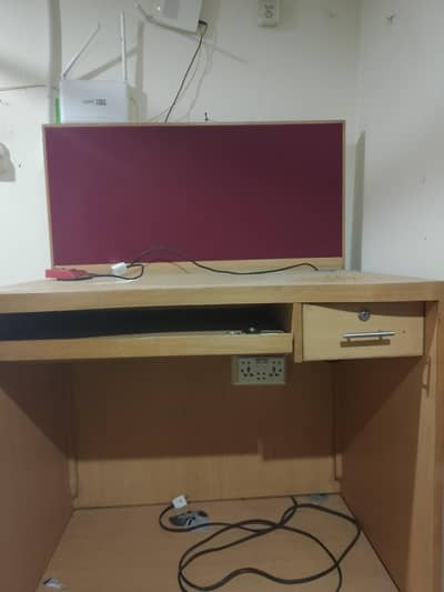 Computer Table