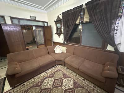 Slighty used confortable jute sofa