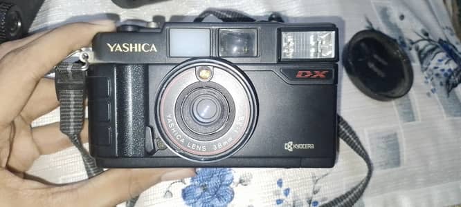 YASHICA MF-2 SUPER FILM CAMERA RETRO(FUJIFILM)
