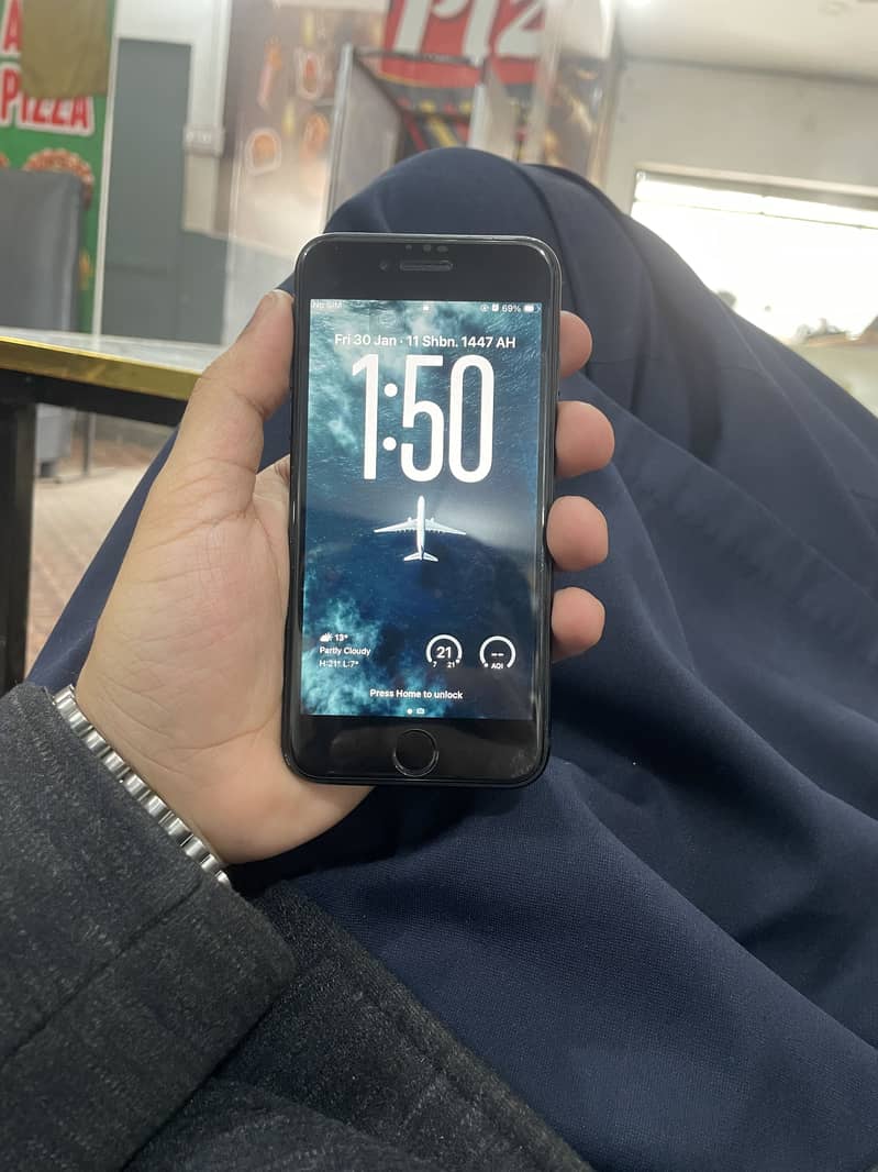 Iphone Se 3rd Generation 4