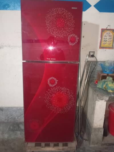 Rient full size frig all ok urgent sale 0/3/2/6/0/4/7/0/9/0/4