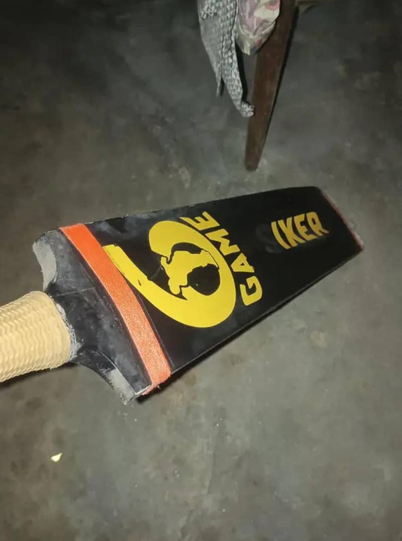 sixer bat 0