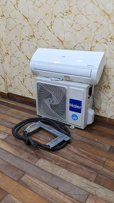 Haier AC DC inverter 1.5 ton 03301785772