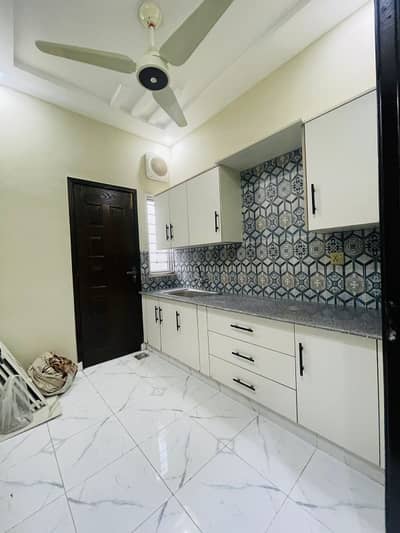 7.5 Marla House For Rent In Johar Town Block Q (Silent Office )