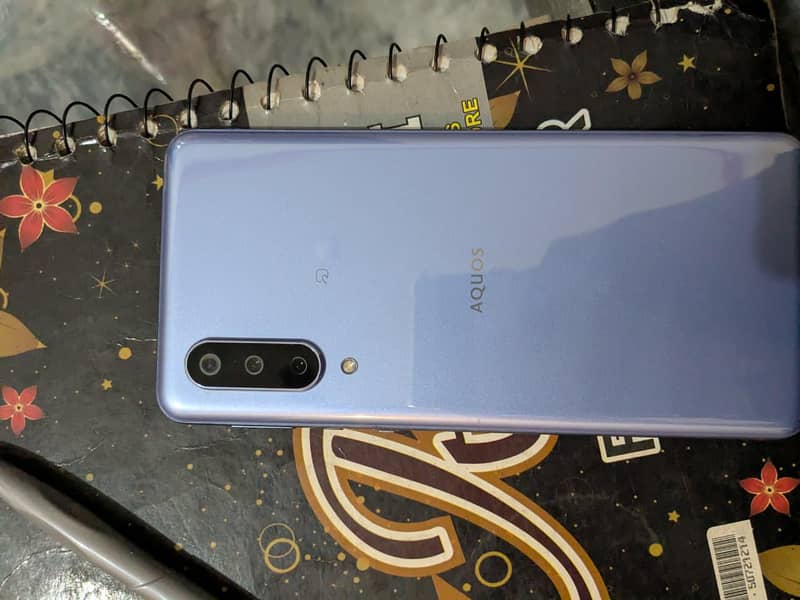 Sharp Aquas zero 5g 6