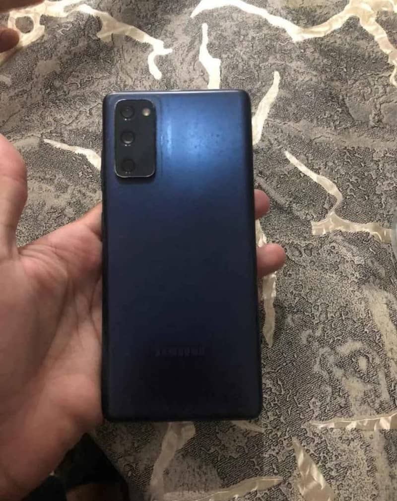 Samsung S20FE  patch 1